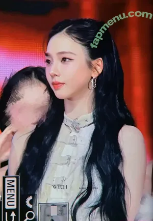 katarinabluu / Karina / aespa / karinamasfina nude photo #4604