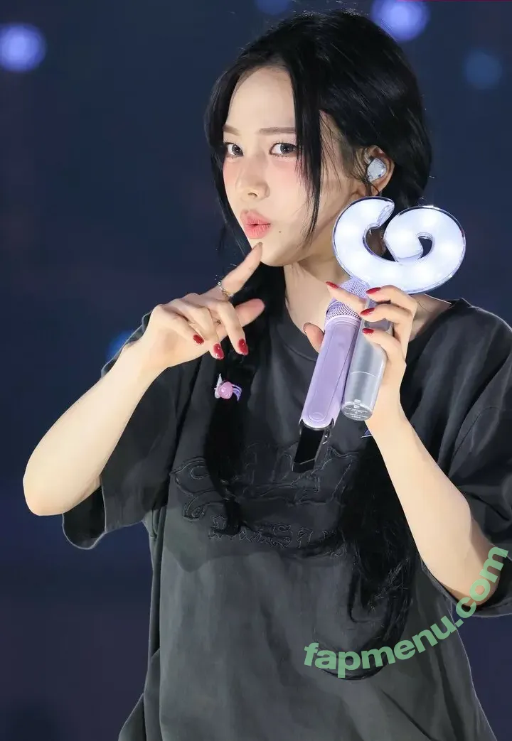 katarinabluu nude photo #4076 (Karina / aespa / karinamasfina)