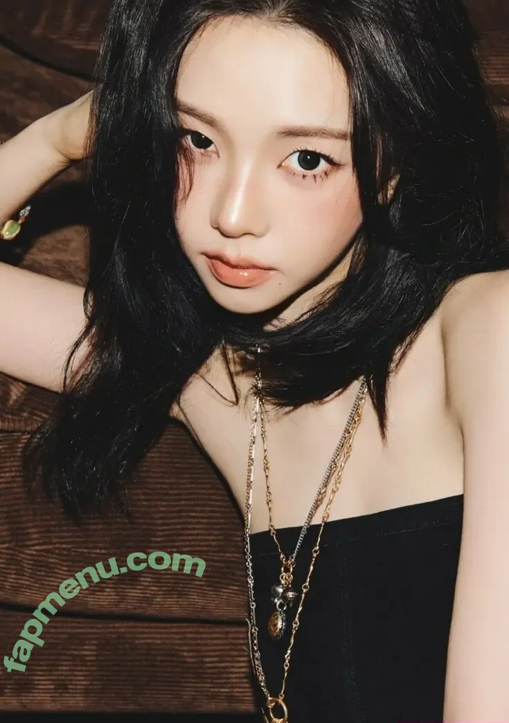 katarinabluu nude photo #4103 (Karina / aespa / karinamasfina)