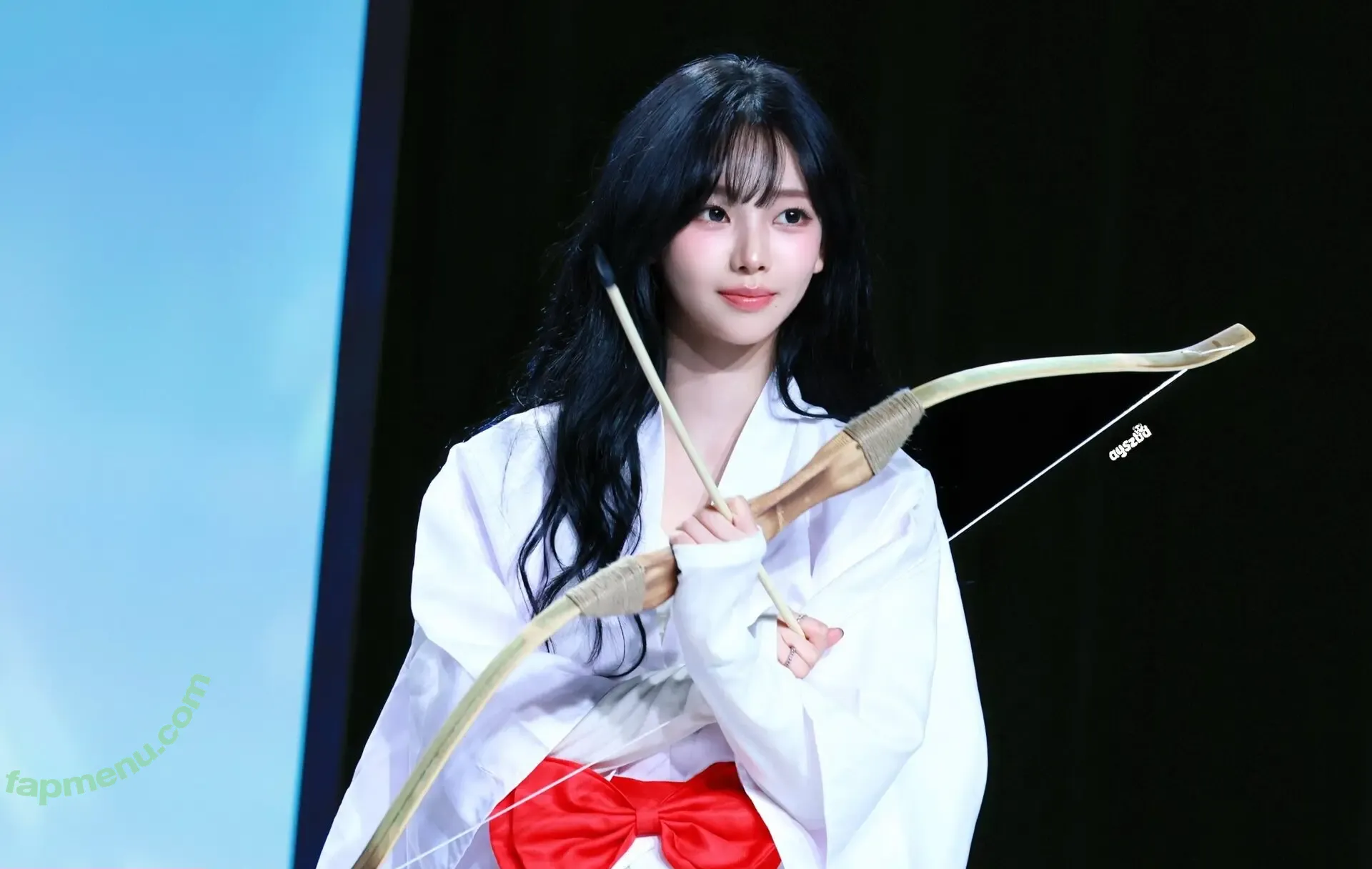 katarinabluu nude photo #4144 (Karina / aespa / karinamasfina)