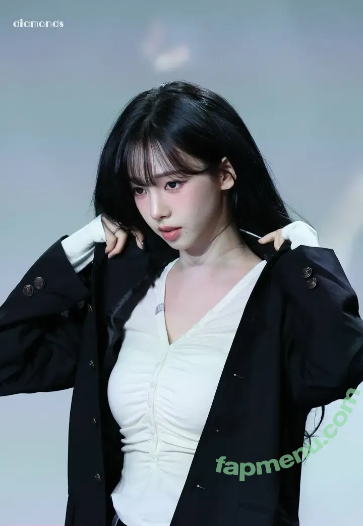 katarinabluu nude photo #4181 (Karina / aespa / karinamasfina)