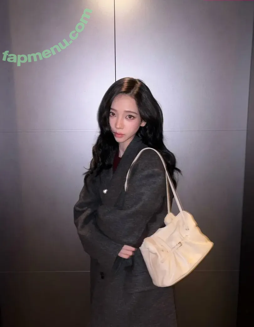 katarinabluu nude photo #4264 (Karina / aespa / karinamasfina)