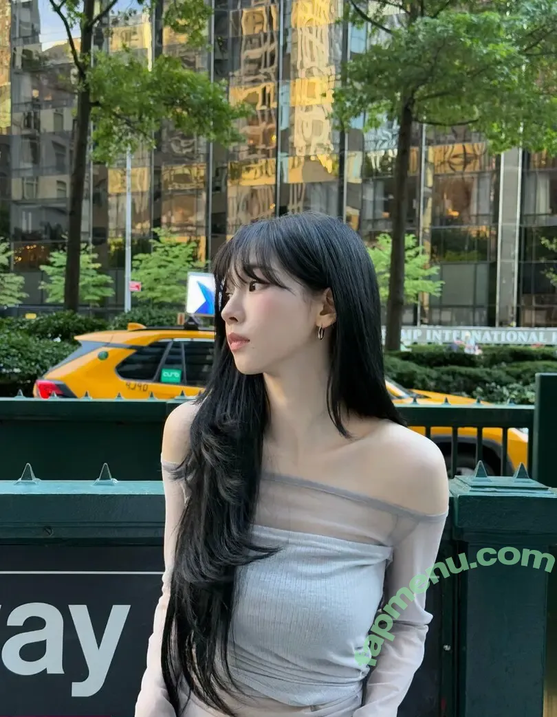 katarinabluu nude photo #4277 (Karina / aespa / karinamasfina)