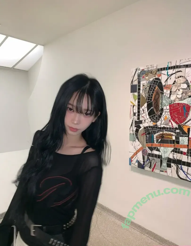 katarinabluu nude photo #4296 (Karina / aespa / karinamasfina)