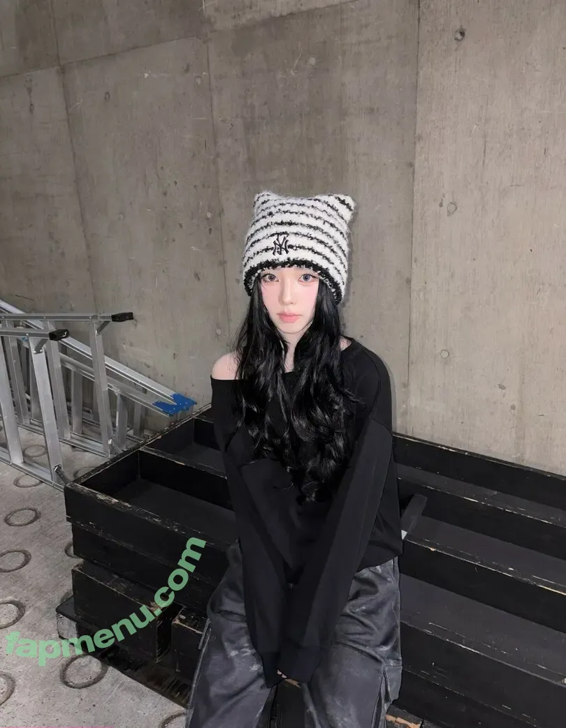 katarinabluu nude photo #4313 (Karina / aespa / karinamasfina)