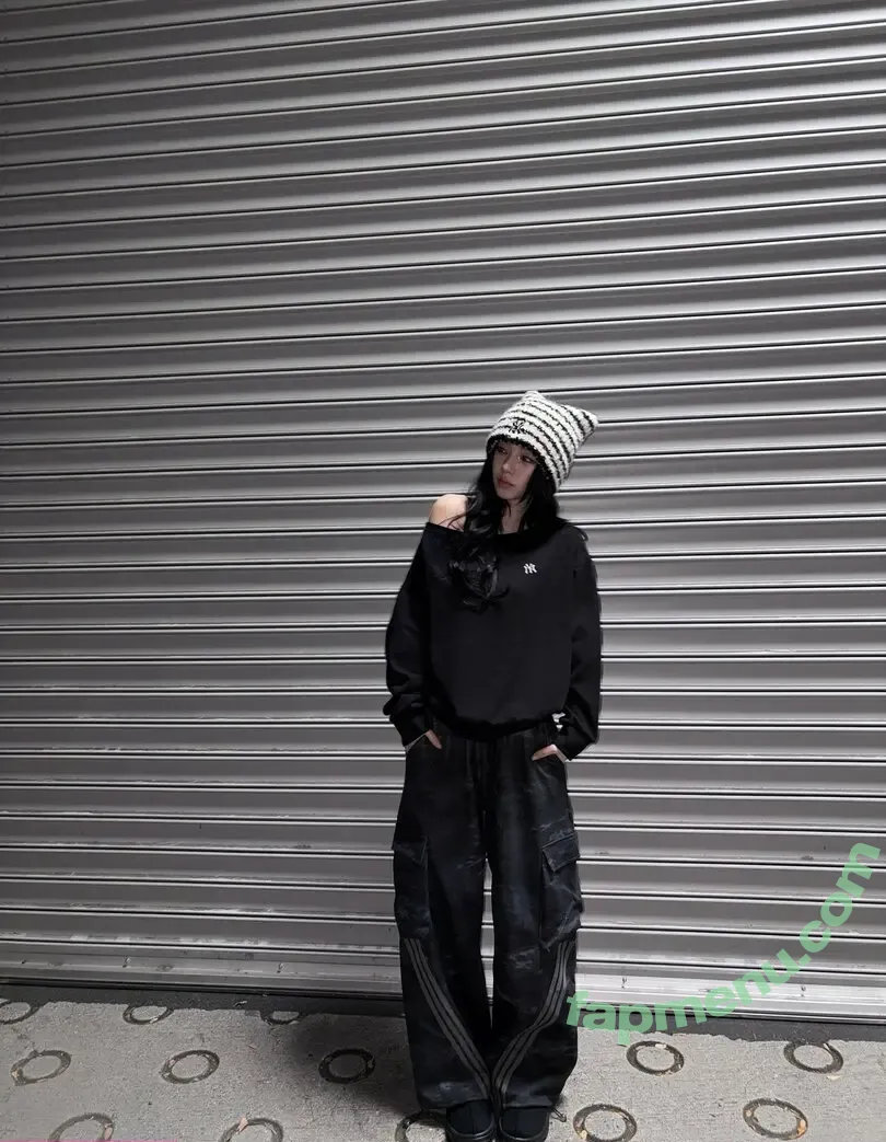 katarinabluu nude photo #4315 (Karina / aespa / karinamasfina)