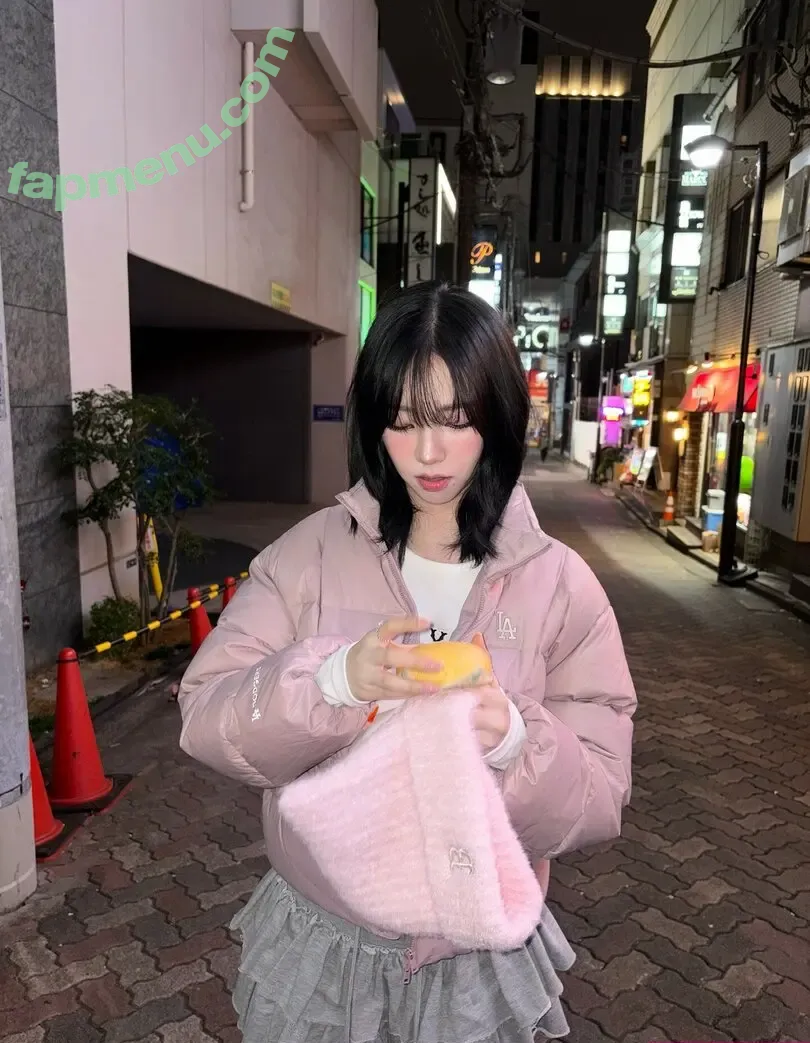 katarinabluu nude photo #4319 (Karina / aespa / karinamasfina)