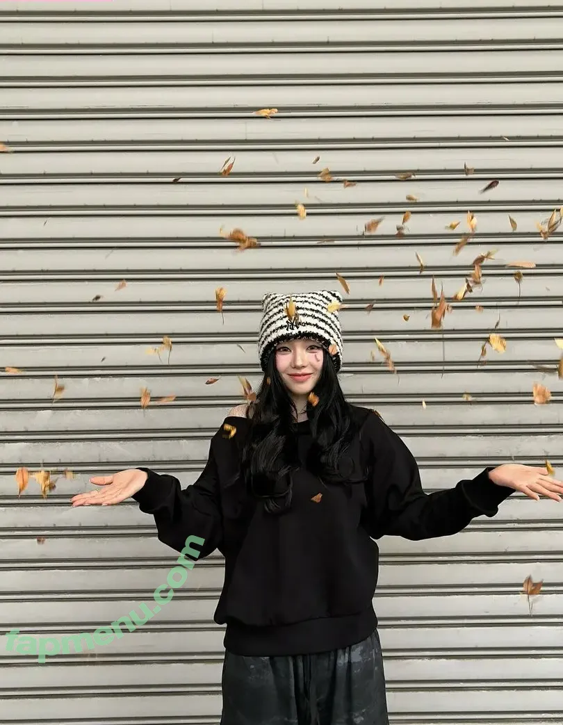 katarinabluu nude photo #4321 (Karina / aespa / karinamasfina)