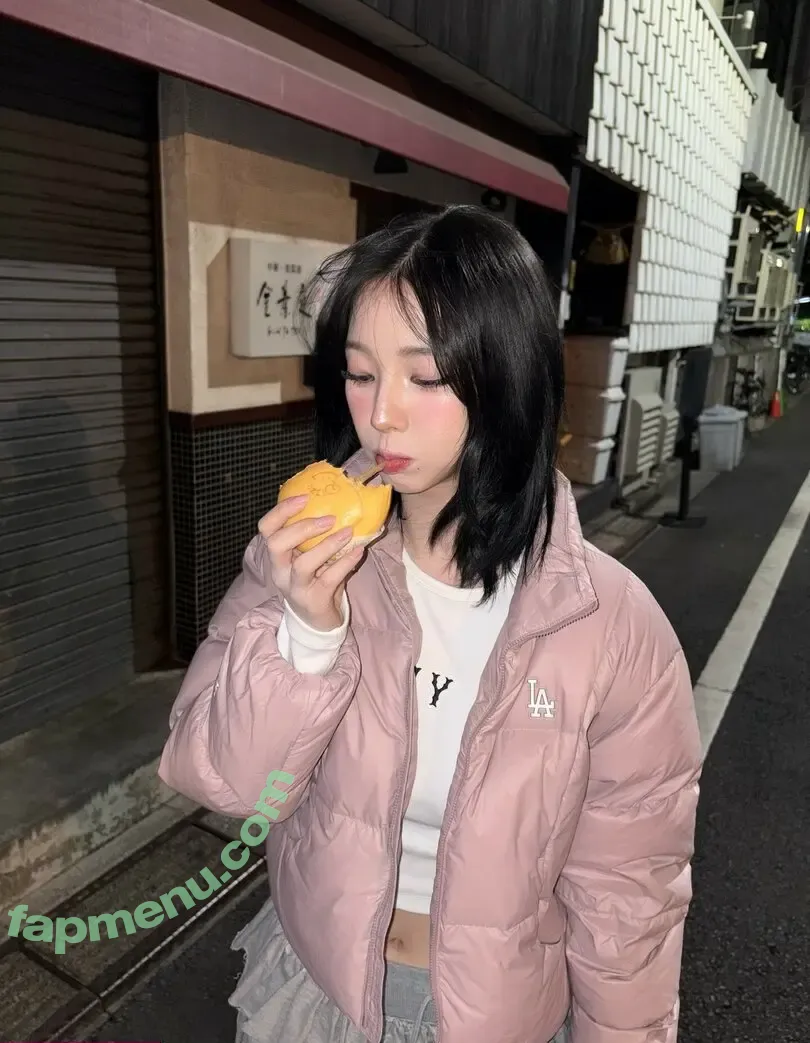 katarinabluu nude photo #4323 (Karina / aespa / karinamasfina)