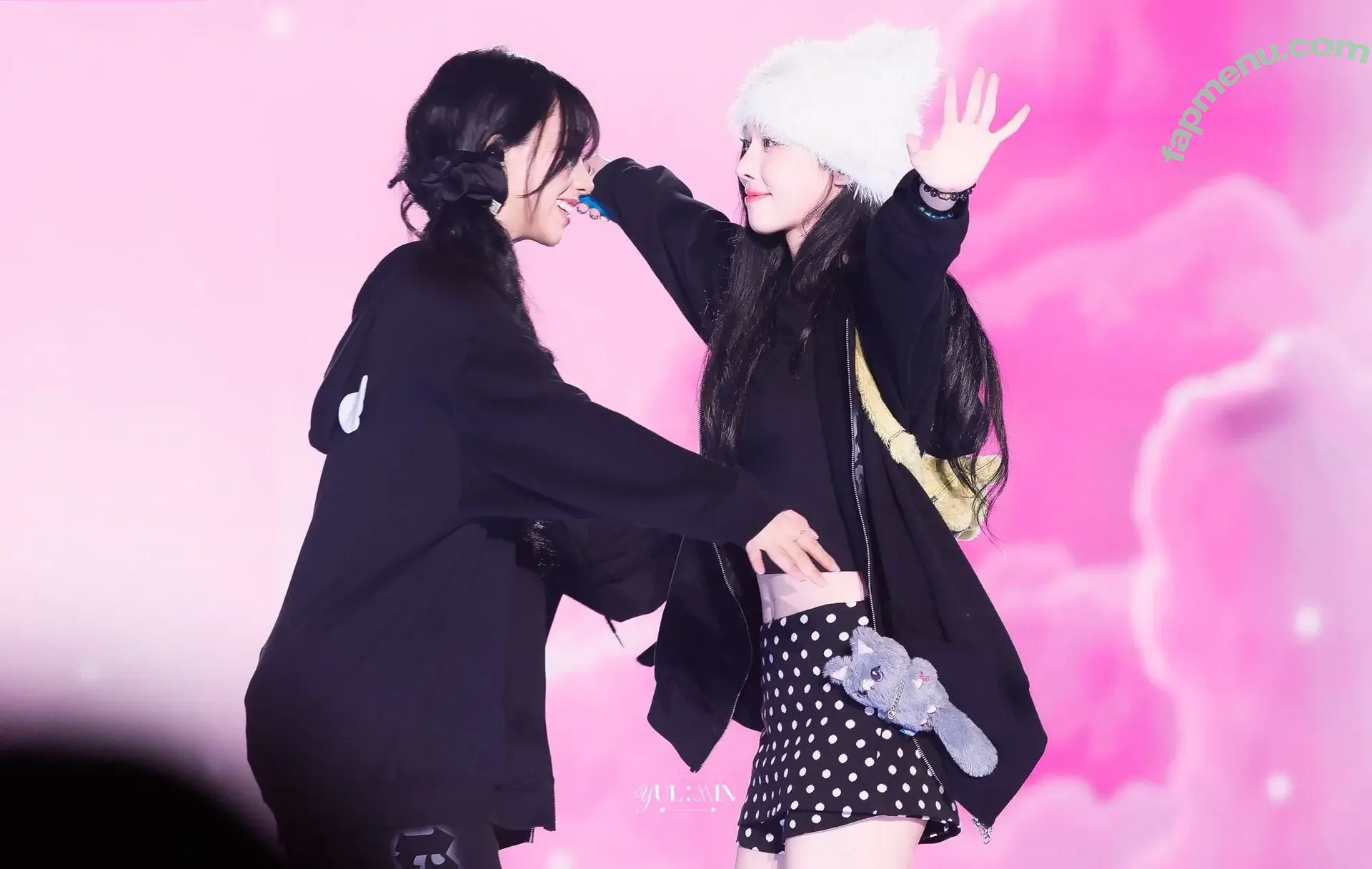 katarinabluu nude photo #4342 (Karina / aespa / karinamasfina)