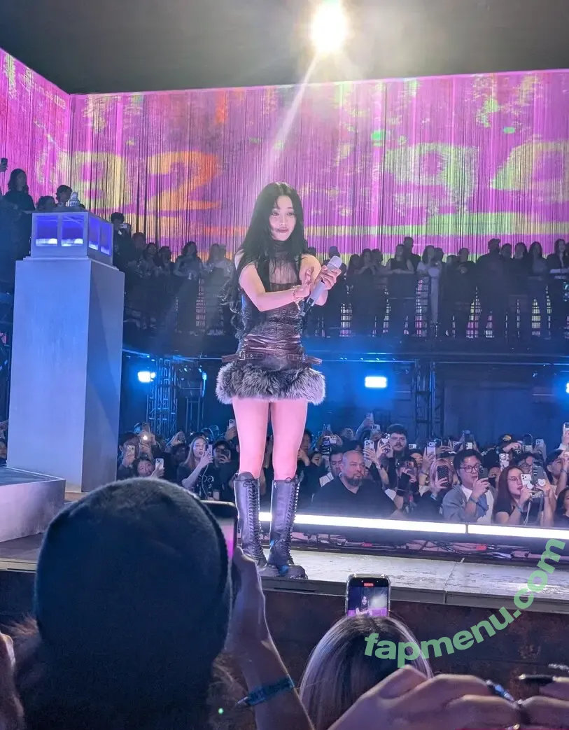 katarinabluu nude photo #4353 (Karina / aespa / karinamasfina)