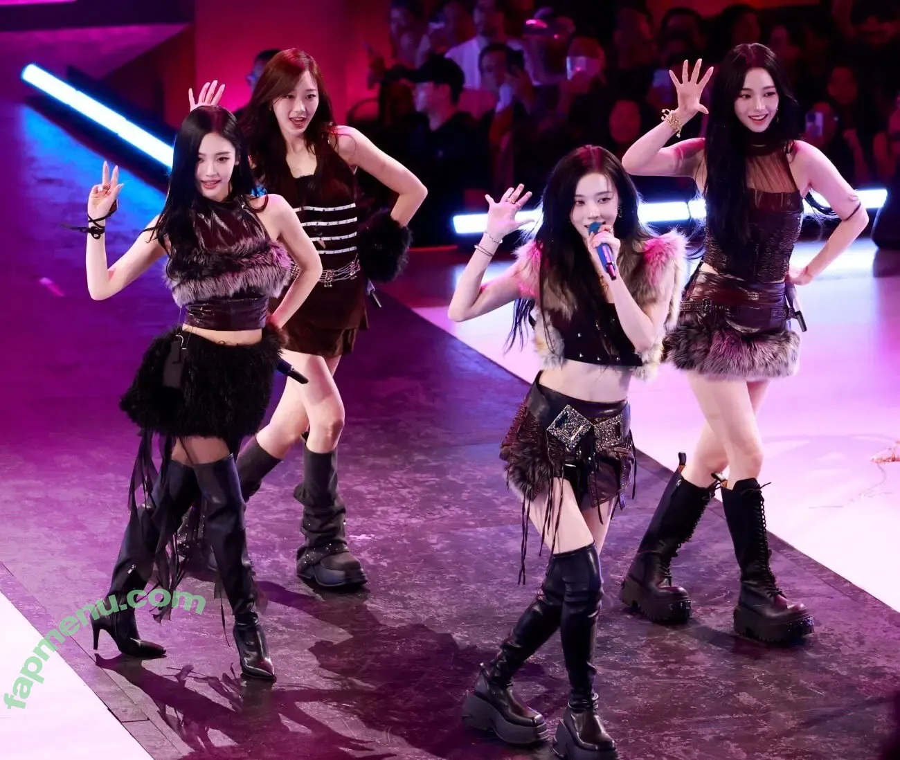 katarinabluu nude photo #4360 (Karina / aespa / karinamasfina)