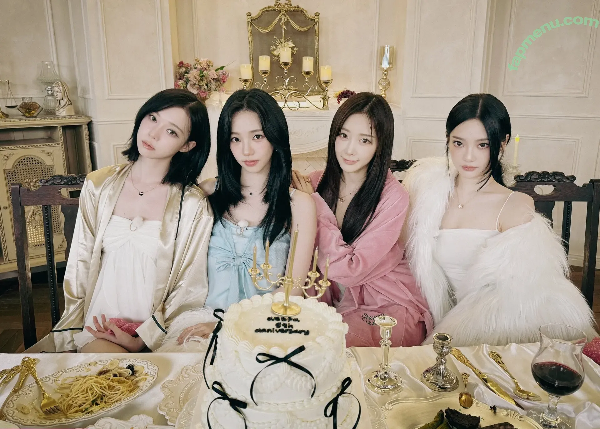 katarinabluu nude photo #4364 (Karina / aespa / karinamasfina)