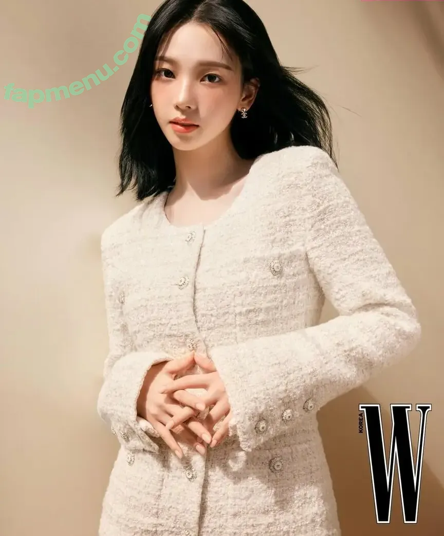 katarinabluu nude photo #4370 (Karina / aespa / karinamasfina)