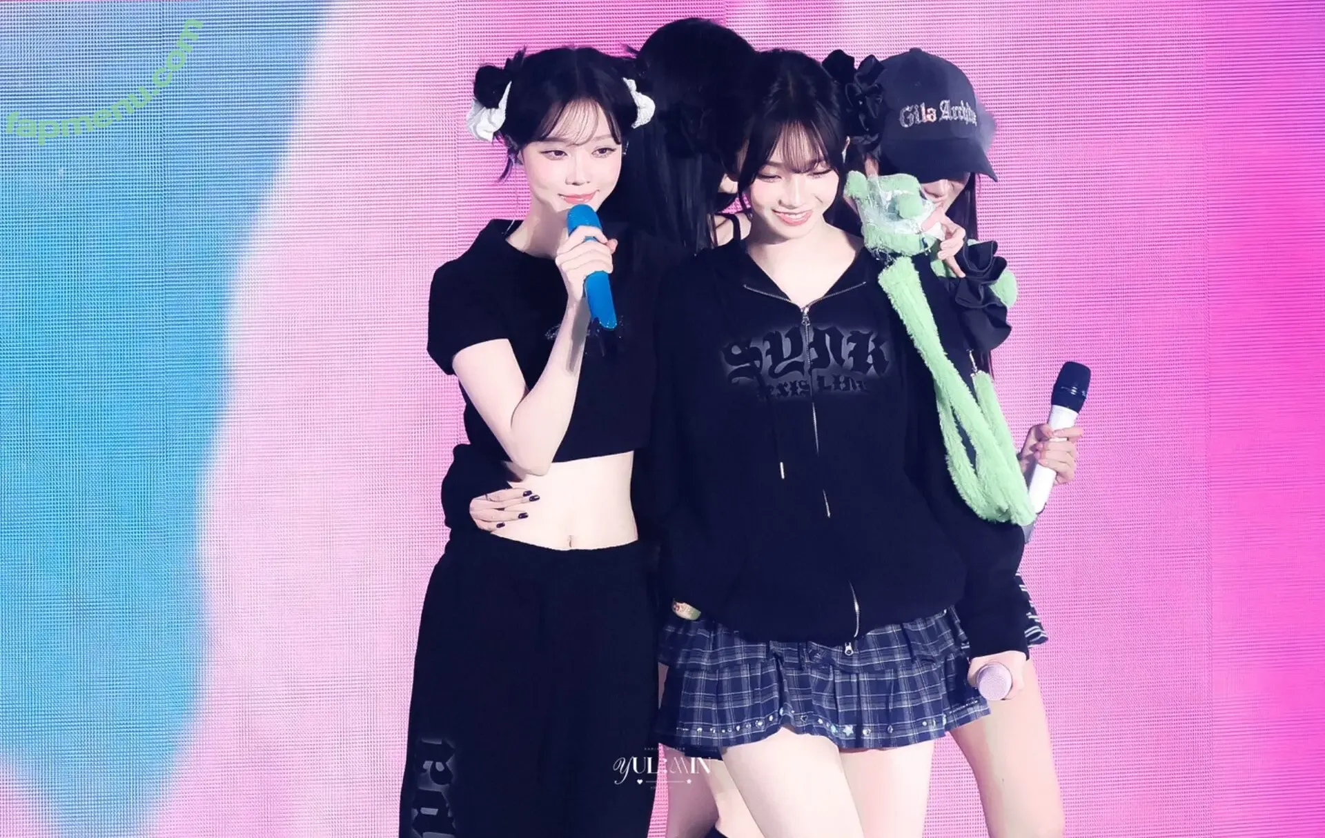 katarinabluu nude photo #4408 (Karina / aespa / karinamasfina)