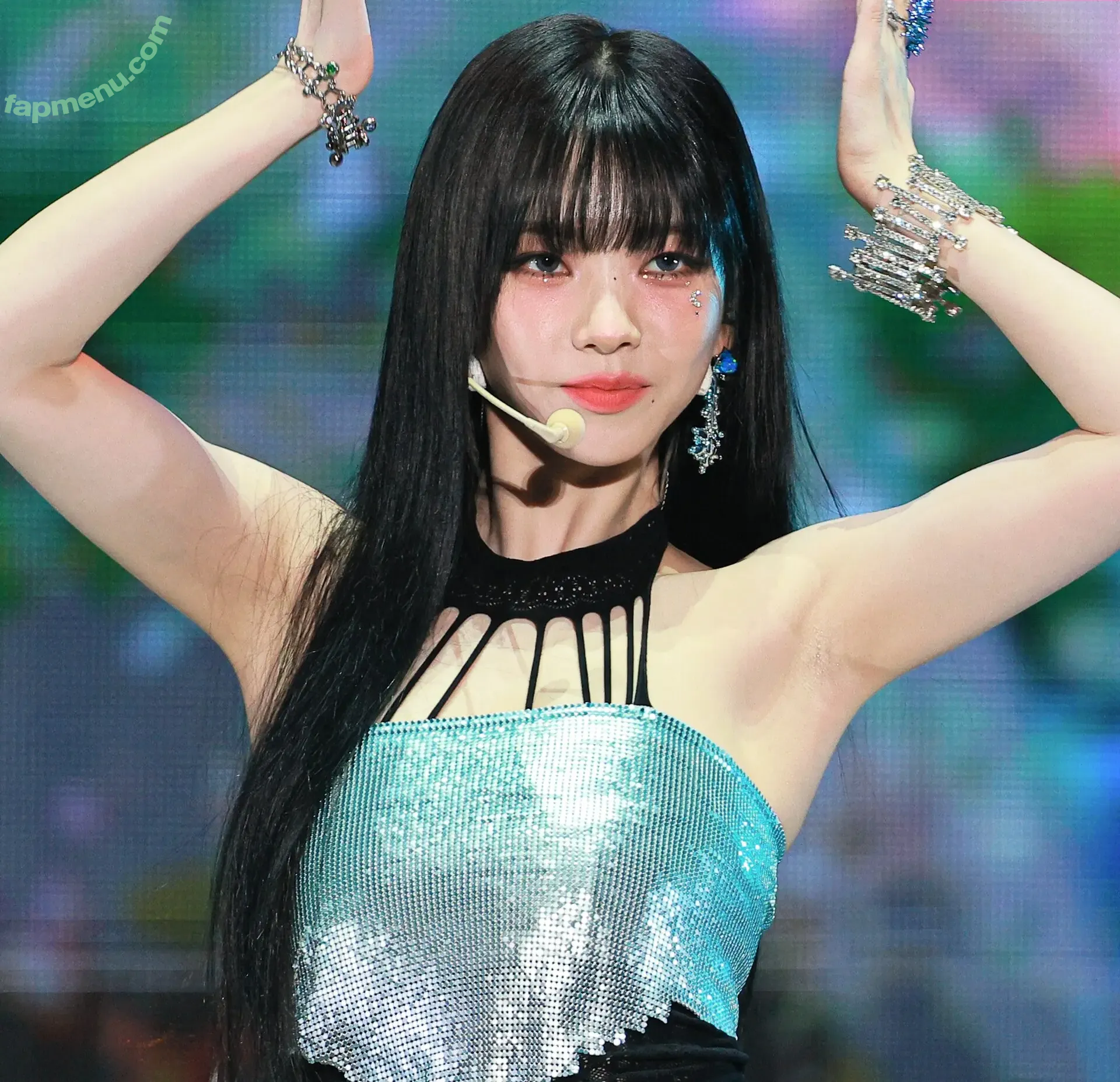 katarinabluu nude photo #4419 (Karina / aespa / karinamasfina)