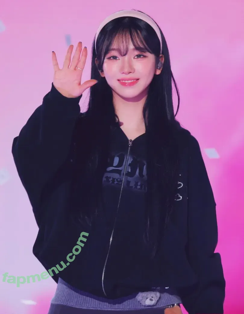 katarinabluu nude photo #4427 (Karina / aespa / karinamasfina)