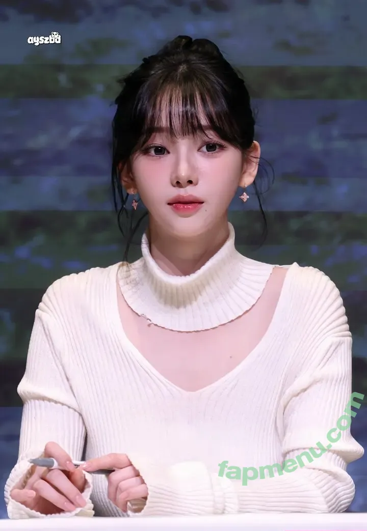 katarinabluu nude photo #4521 (Karina / aespa / karinamasfina)