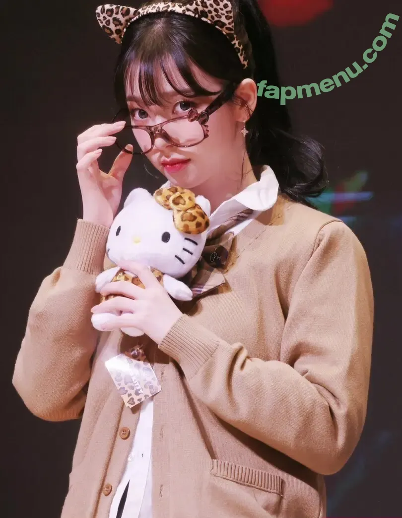 katarinabluu nude photo #4524 (Karina / aespa / karinamasfina)