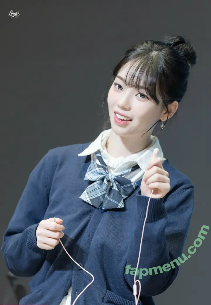 katarinabluu nude photo #4529 (Karina / aespa / karinamasfina)