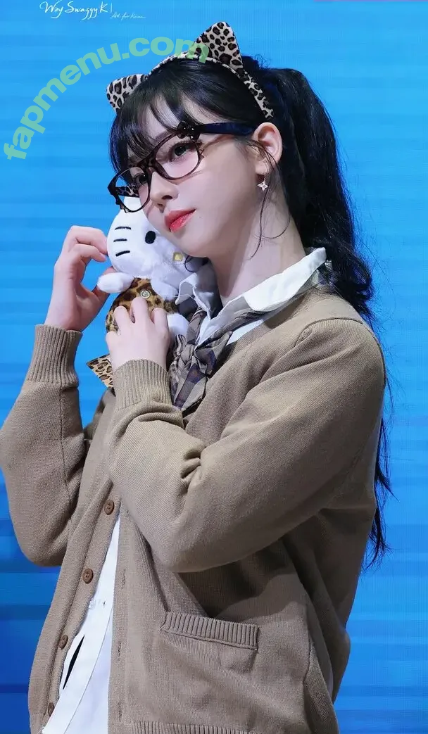 katarinabluu nude photo #4535 (Karina / aespa / karinamasfina)