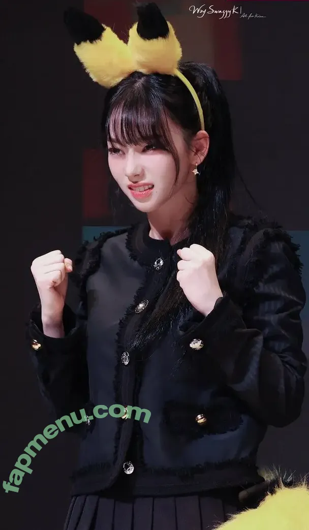 katarinabluu nude photo #4538 (Karina / aespa / karinamasfina)