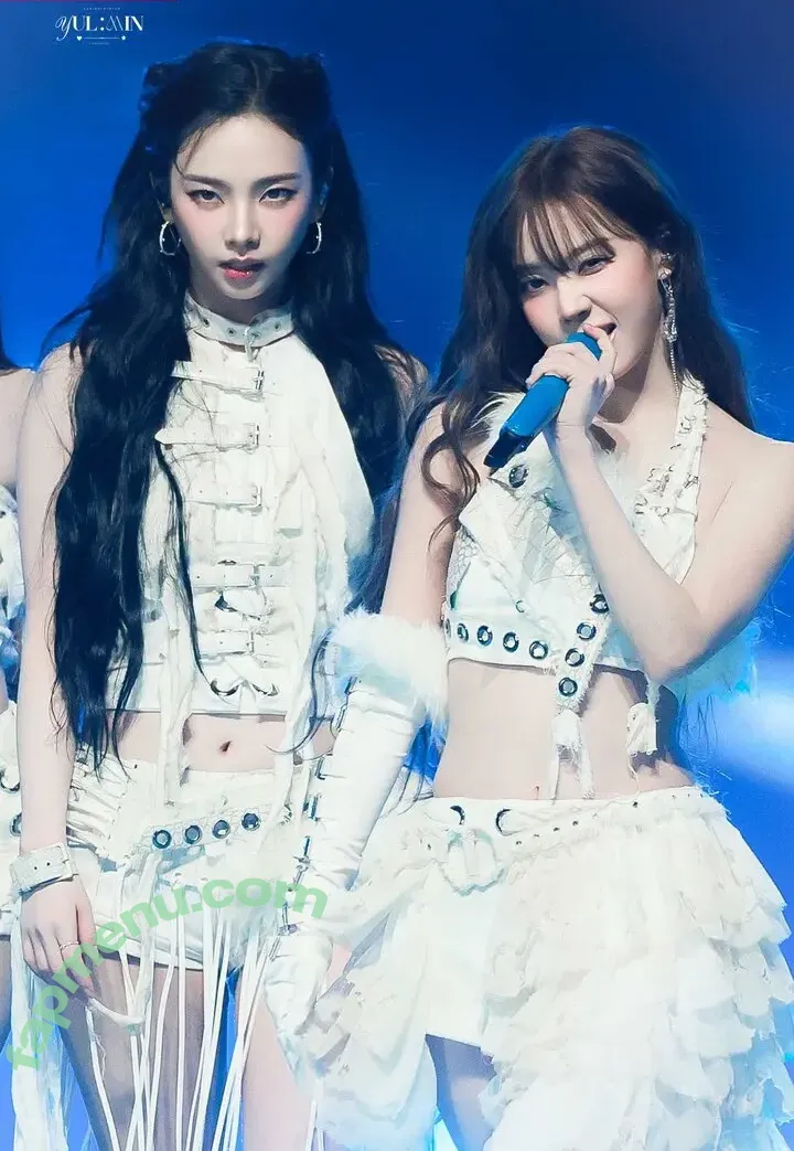 katarinabluu nude photo #4596 (Karina / aespa / karinamasfina)