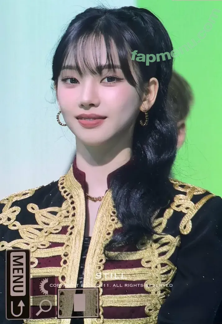 katarinabluu nude photo #4614 (Karina / aespa / karinamasfina)