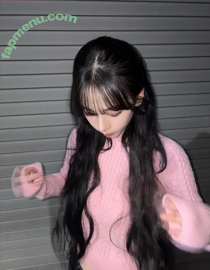 katarinabluu nude photo #4642 (Karina / aespa / karinamasfina)