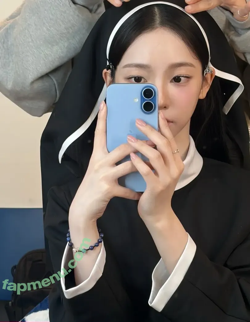 katarinabluu nude photo #4662 (Karina / aespa / karinamasfina)