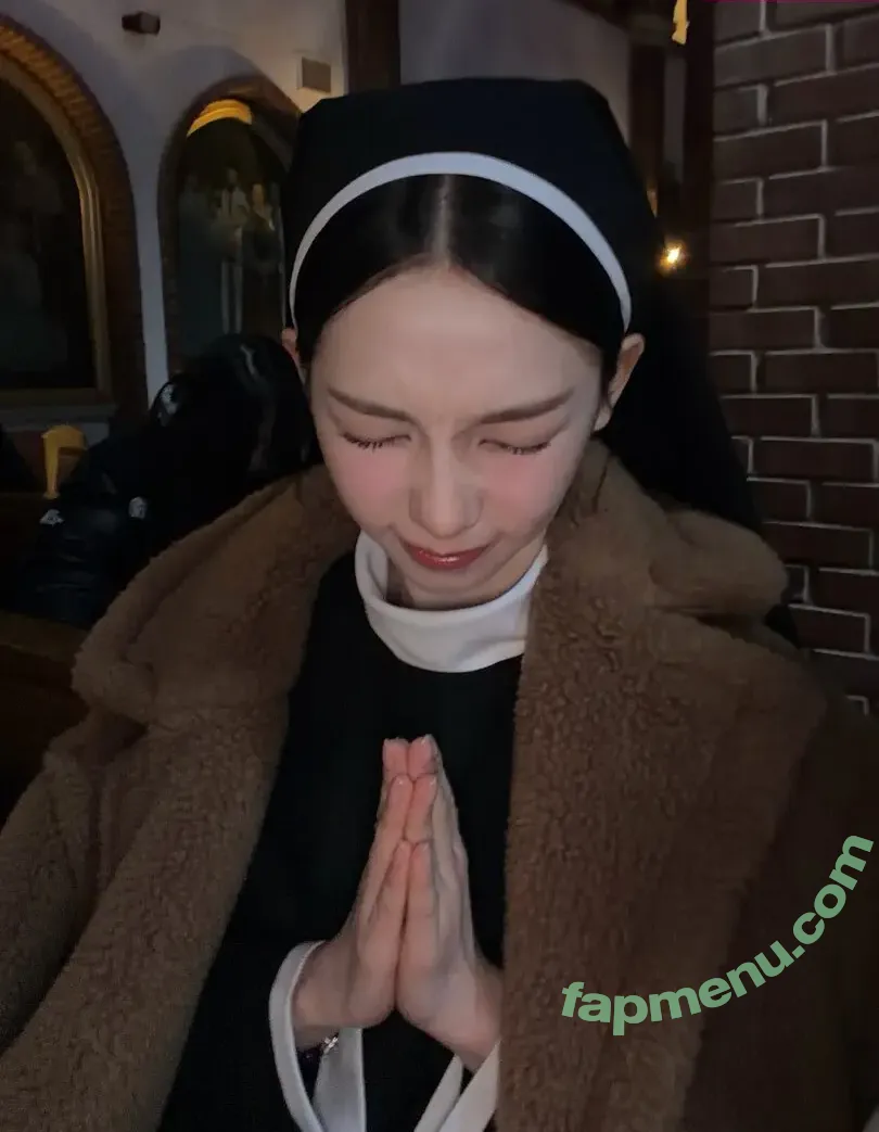 katarinabluu nude photo #4675 (Karina / aespa / karinamasfina)