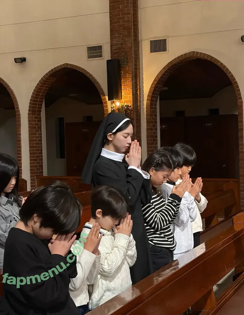 katarinabluu nude photo #4686 (Karina / aespa / karinamasfina)