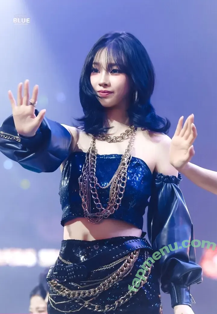 katarinabluu nude photo #4693 (Karina / aespa / karinamasfina)