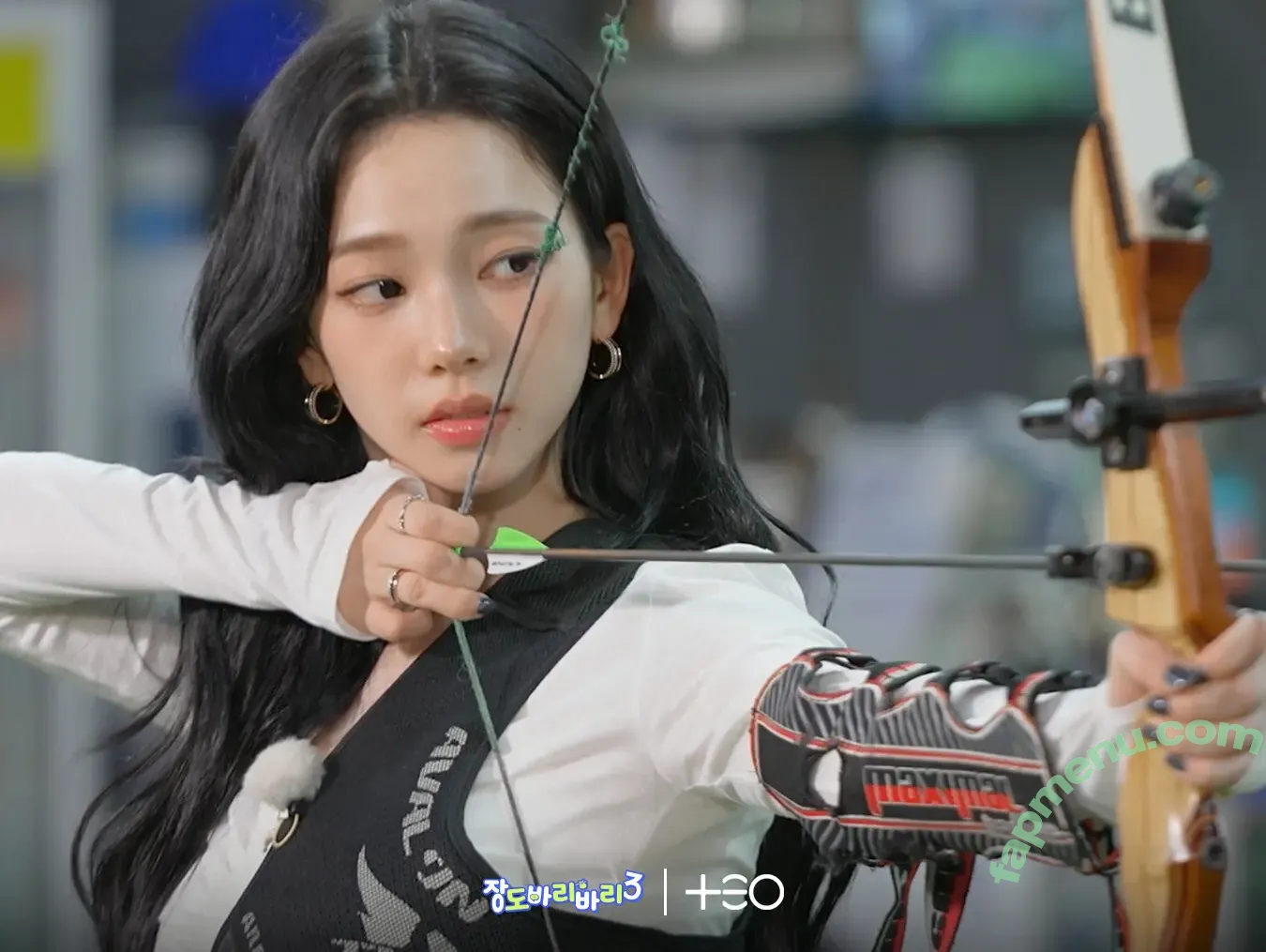 katarinabluu nude photo #4696 (Karina / aespa / karinamasfina)