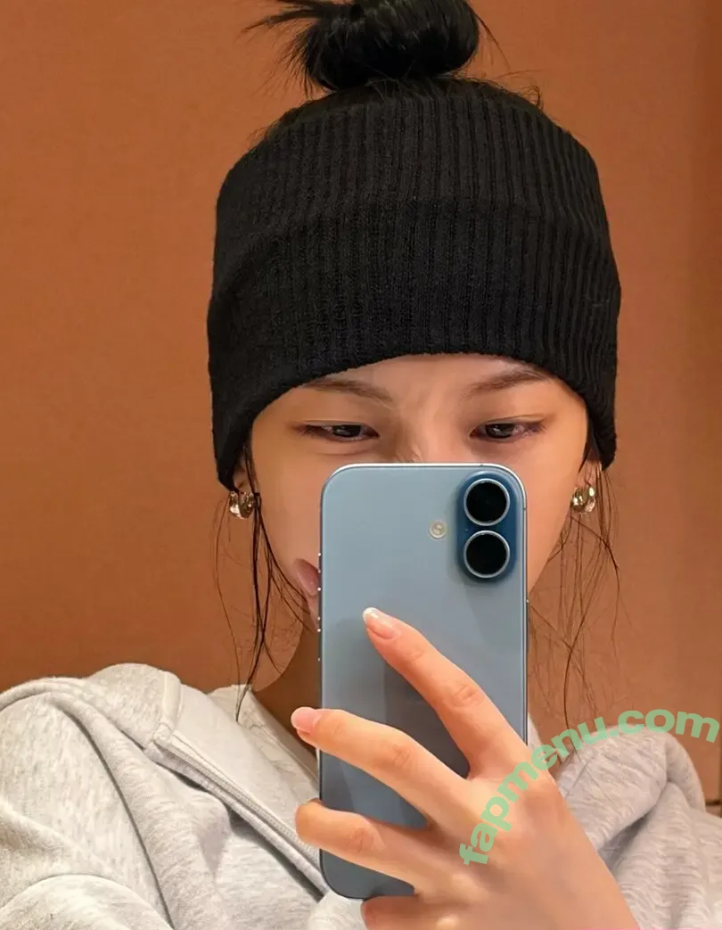 katarinabluu nude photo #4698 (Karina / aespa / karinamasfina)