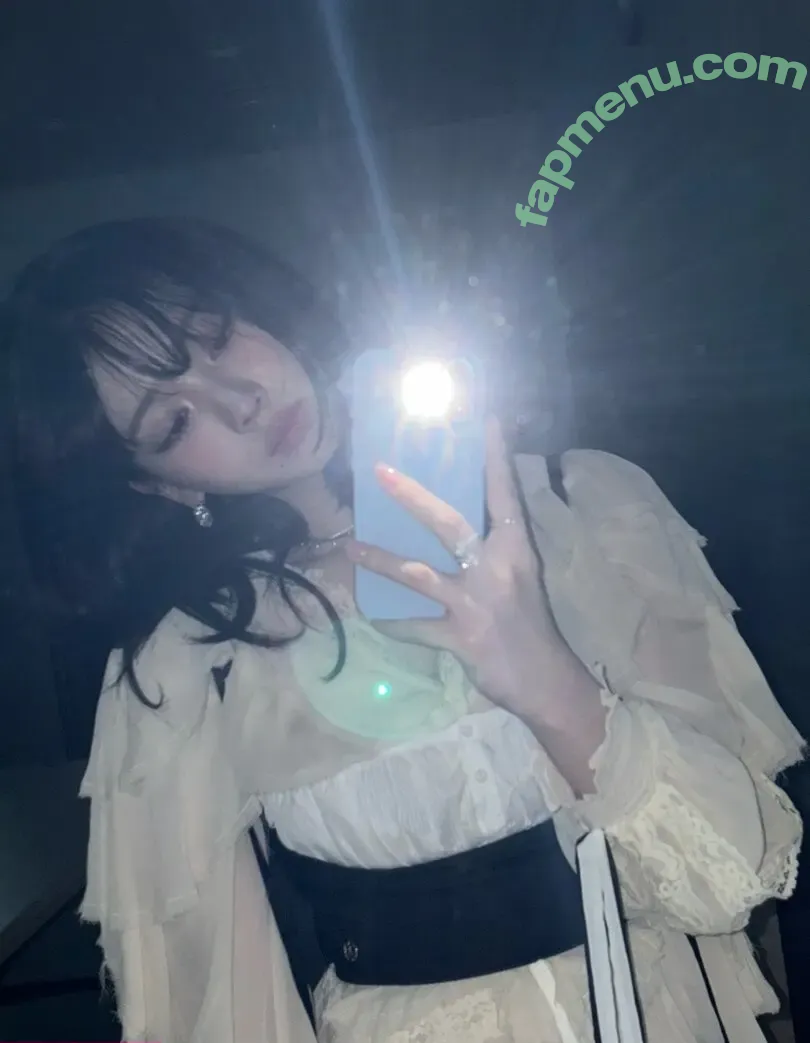 katarinabluu nude photo #4773 (Karina / aespa / karinamasfina)