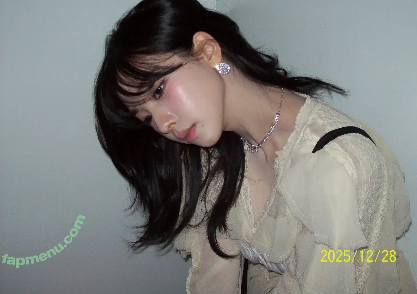 katarinabluu nude photo #4787 (Karina / aespa / karinamasfina)