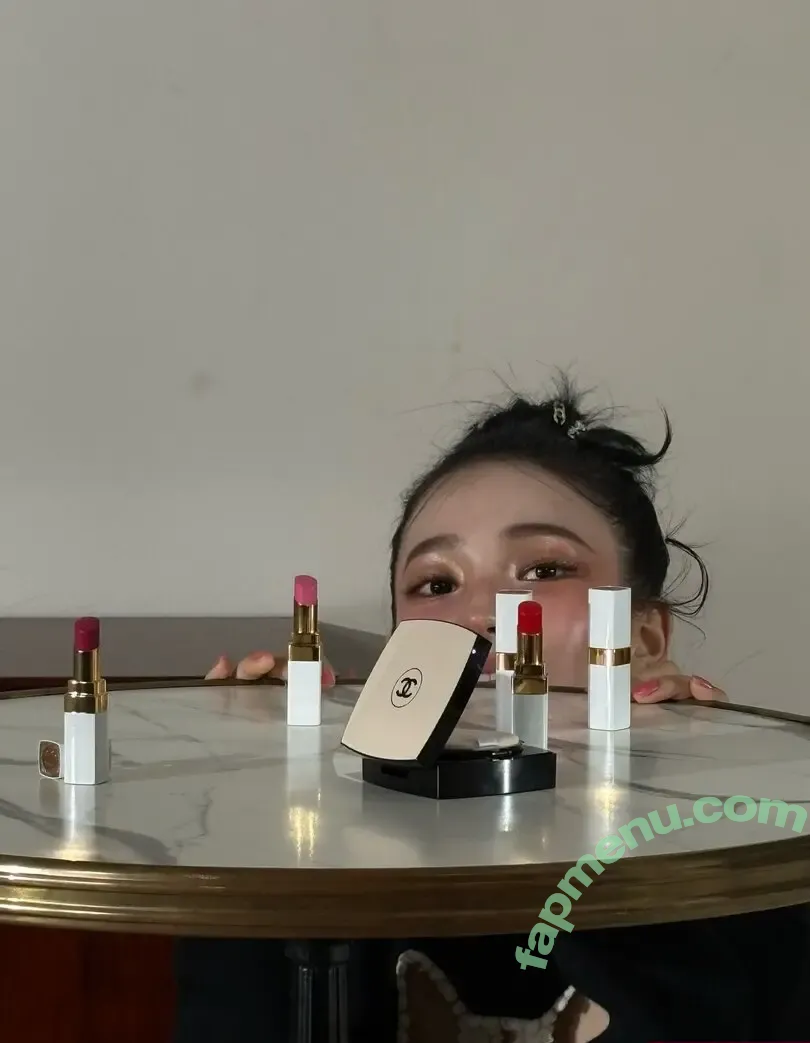 katarinabluu nude photo #4815 (Karina / aespa / karinamasfina)