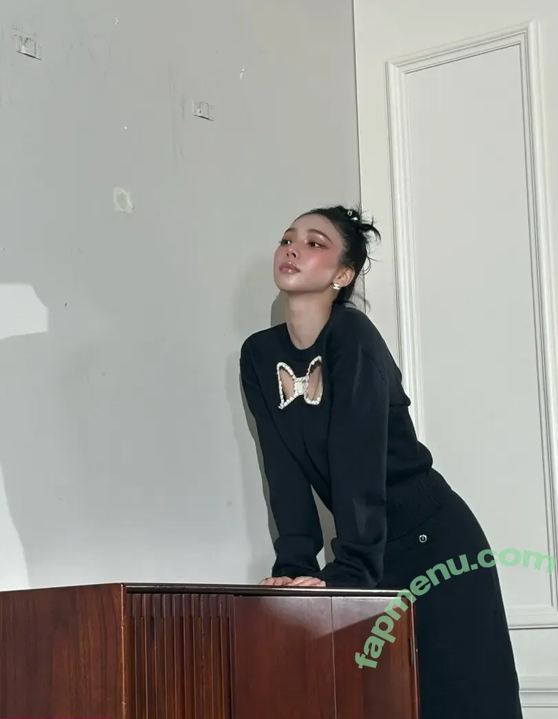 katarinabluu nude photo #4823 (Karina / aespa / karinamasfina)