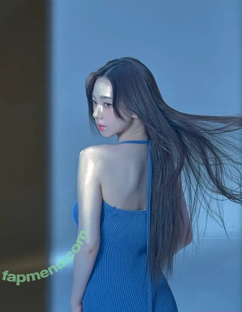 katarinabluu nude photo #4834 (Karina / aespa / karinamasfina)