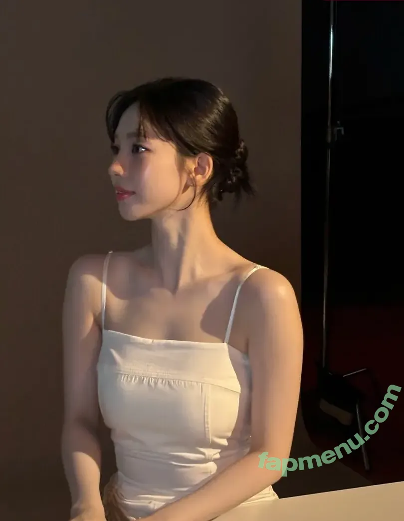 katarinabluu nude photo #4842 (Karina / aespa / karinamasfina)