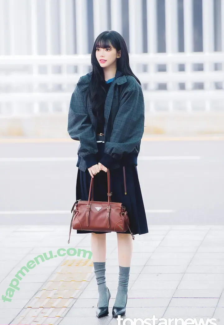 katarinabluu nude photo #4857 (Karina / aespa / karinamasfina)