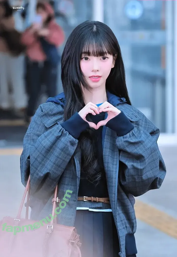 katarinabluu nude photo #4861 (Karina / aespa / karinamasfina)