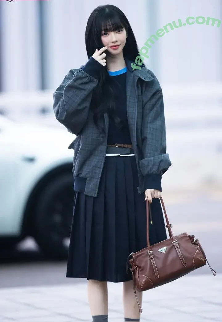 katarinabluu nude photo #4870 (Karina / aespa / karinamasfina)