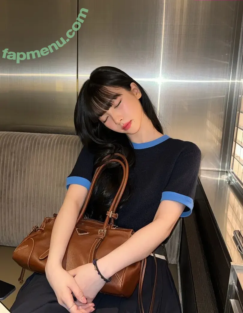 katarinabluu nude photo #4888 (Karina / aespa / karinamasfina)