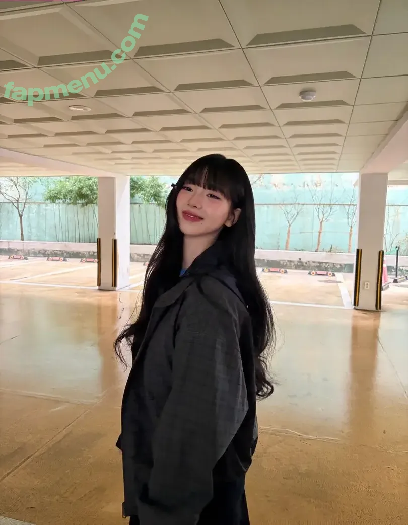 katarinabluu nude photo #4889 (Karina / aespa / karinamasfina)