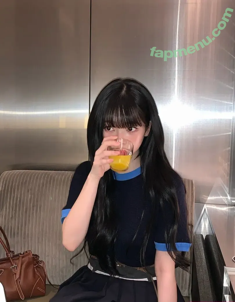 katarinabluu nude photo #4897 (Karina / aespa / karinamasfina)