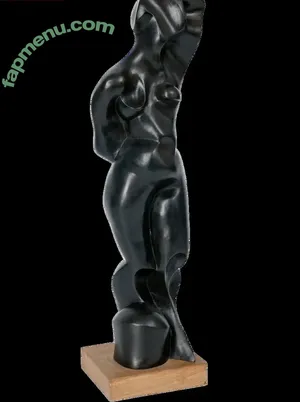  nude photo #0002
