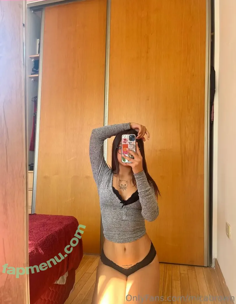 katbrownn nude photo #0011 (katbrownn)