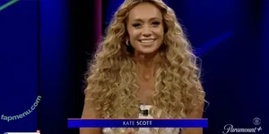 Kate Abdo / kateabdo nude photo #0020